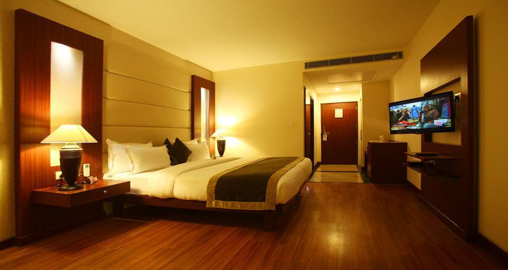 Continent Nakodar Hotel & Resorts Bilik gambar