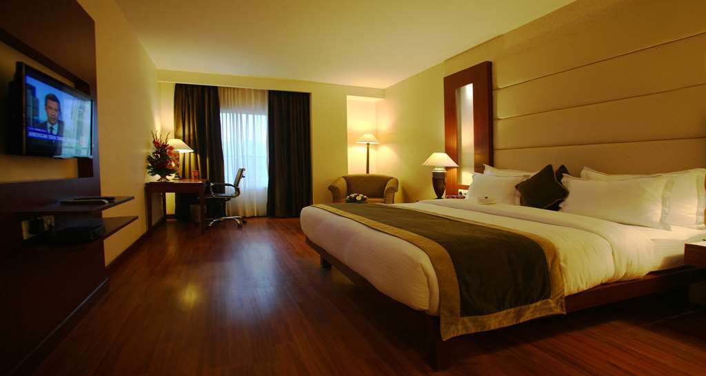 Continent Nakodar Hotel & Resorts Bilik gambar