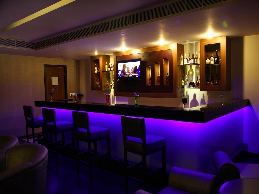 Continent Nakodar Hotel & Resorts Luaran gambar